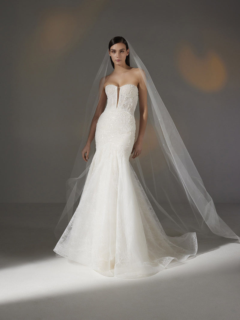 Pronovias ALURA
Mermaid wedding dress