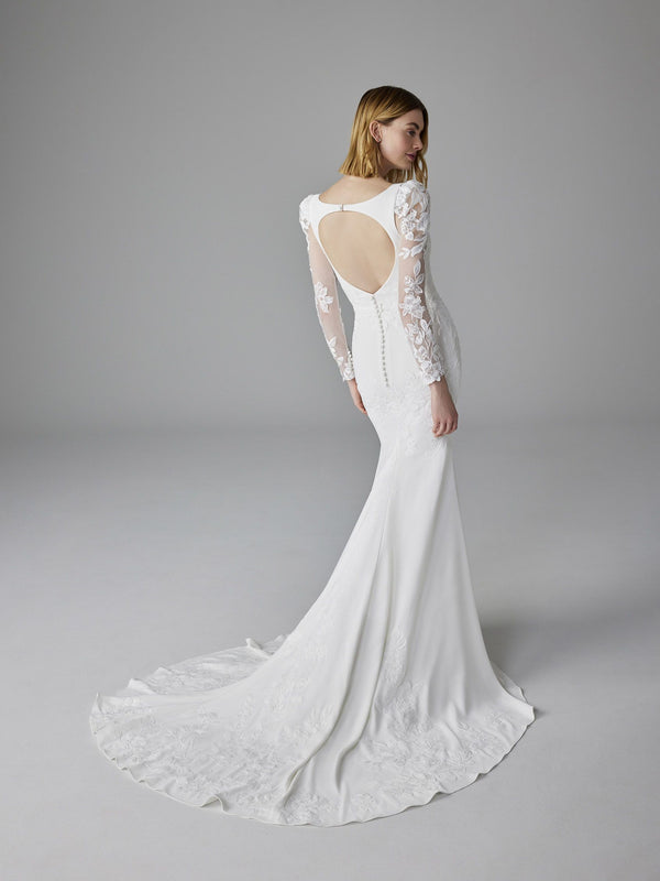 Pronovias Enchant Mermaid wedding dress with sweetheart neckline with detachable sleeves and keyhole back in crepe 