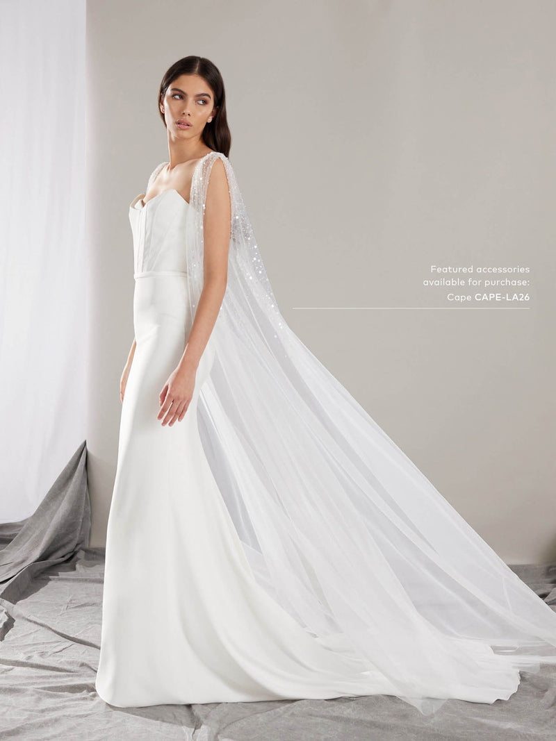 Mermaid wedding dress in crepe with a sweetheart neckline