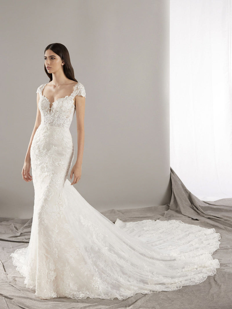 Pronovias Turan Mermaid wedding dress with a sweetheart neckline